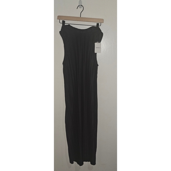 Forever 21 Plus Size Plisse Midi Dress Black - Picture 5 of 6